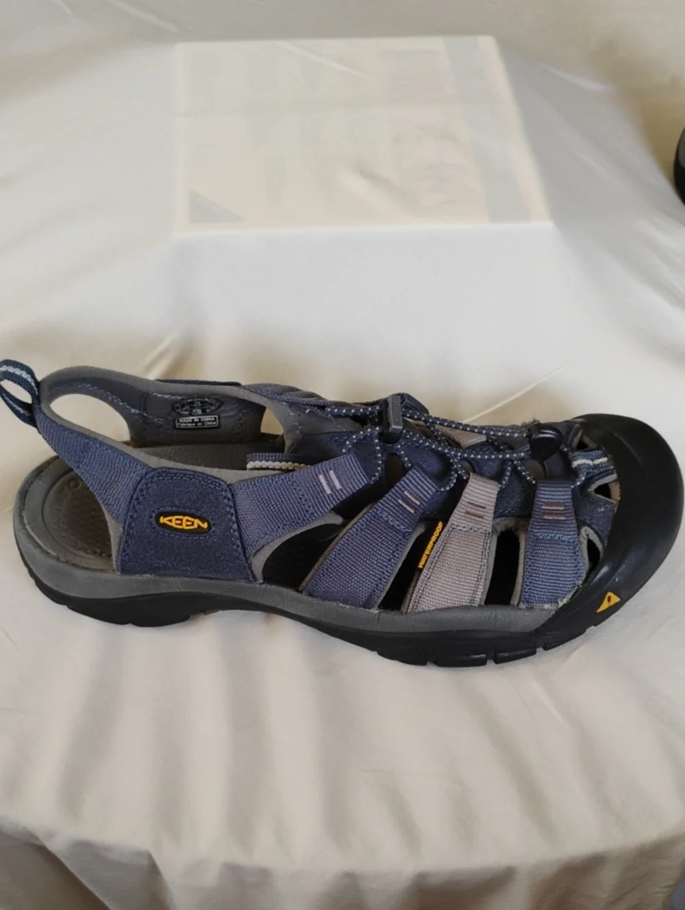 Keen Blue and Gray K2 Men's Hiking  Closed-Toe Sandals Men's Size 12 Waterproof